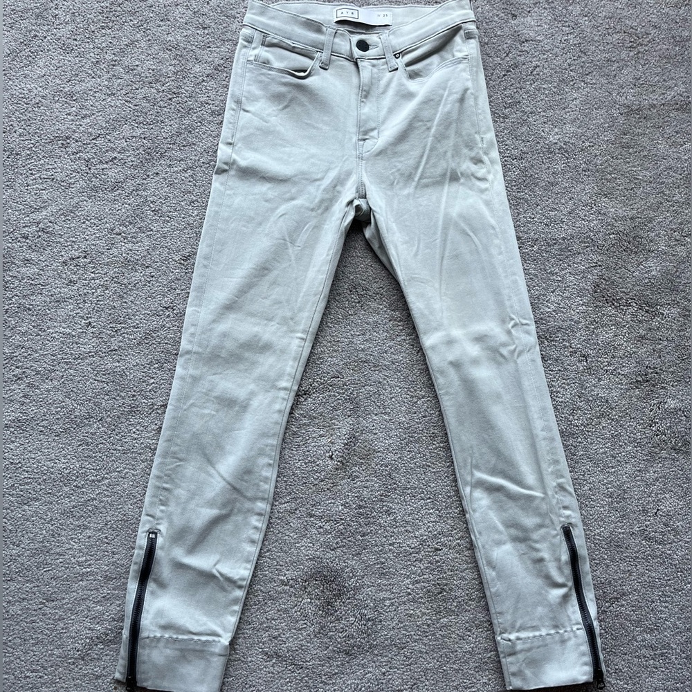 AYR Women's Light Gray Skinny Jeans